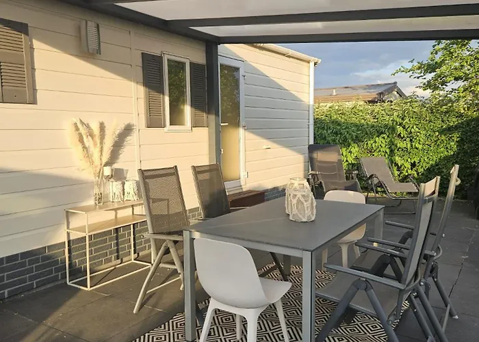 De Veerwater In Recreatiepark De Veerstal