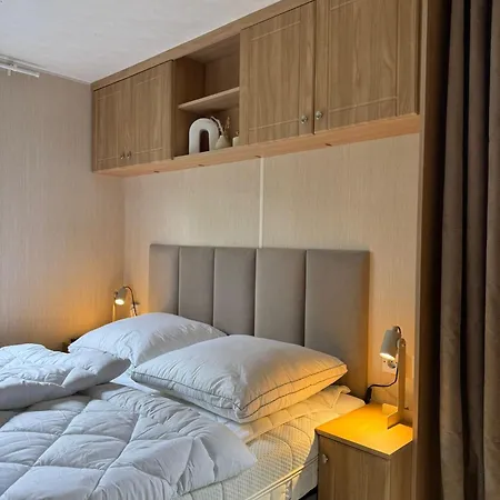 De Veerwater In Recreatiepark De Veerstal